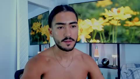 Hey im David that loves to explore and speak their fantasies. Very open talktative and nice. Feel free to chat with me online show from 08/05/26, 12:08