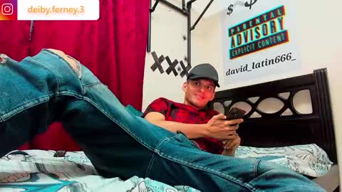Snapshot of david_latin666_ chatting on 02/03/25, 11:36 David online show from 02/03/25, 11:36
