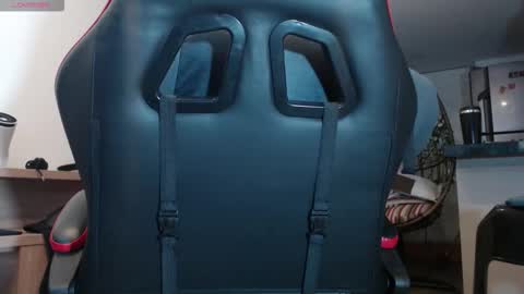 Snapshot of david_savage_ chatting on 10/14/25, 12:11 david online show from 10/14/25, 12:11