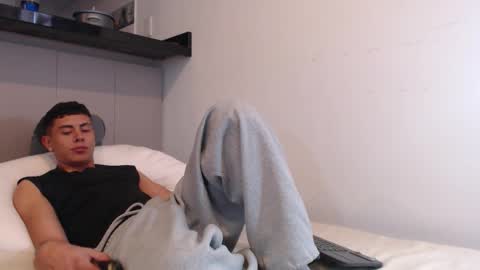 Snapshot of david_savage_ chatting on 11/27/25, 09:50 david online show from 11/27/25, 09:50