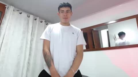 Snapshot of david_savage_ chatting on 02/23/26, 11:35 david online show from 02/23/26, 11:35