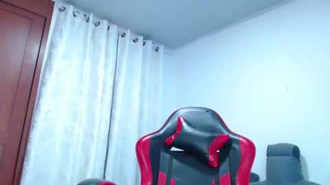 Snapshot of david_savage_ chatting on 03/19/26, 10:36 david online show from 03/19/26, 10:36