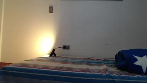 Snapshot of david_smit_ chatting on 12/03/24, 01:10 david smit online show from 12/03/24, 01:10