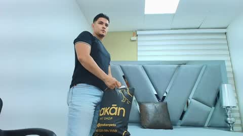 david_victoriaa online show from 05/05/26, 01:08