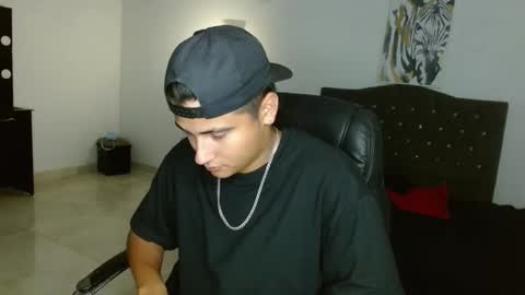 Snapshot of davidbless chatting on 09/15/25, 12:10 David Bless online show from 09/15/25, 12:10