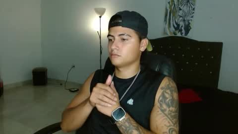 Snapshot of davidbless chatting on 09/30/25, 01:43 David Bless online show from 09/30/25, 01:43
