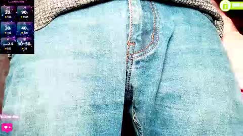 Snapshot of davidcarrollx chatting on 10/17/25, 06:32 DavidCarroll online show from 10/17/25, 06:32