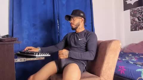 Snapshot of davide_daniels chatting on 01/13/26, 11:15 Davide online show from 01/13/26, 11:15