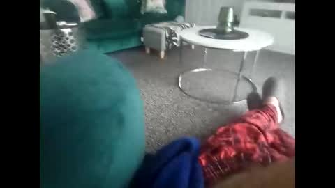 davidf75 online show from 10/04/25, 07:39