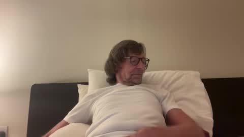 davidfoxy20 online show from 10/14/25, 11:05