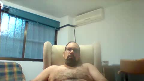 Snapshot of davidmax245 chatting on 02/01/26, 04:16 davidmax245 online show from 02/01/26, 04:16