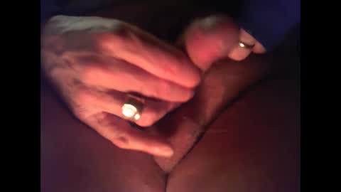 Snapshot of davidneedmore chatting on 01/29/25, 02:40 davidneedmore online show from 01/29/25, 02:40