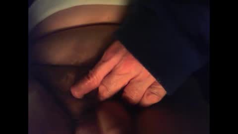 Snapshot of davidneedmore chatting on 02/06/25, 05:03 davidneedmore online show from 02/06/25, 05:03