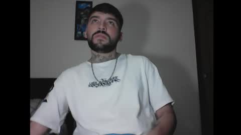 Snapshot of davidrios__ chatting on 03/05/26, 01:51 David online show from 03/05/26, 01:51