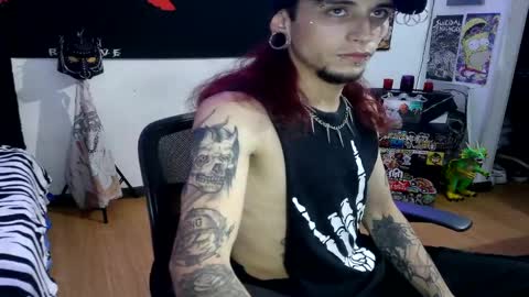 Snapshot of davidroses420 chatting on 01/03/25, 12:22 online show from 01/03/25, 12:22