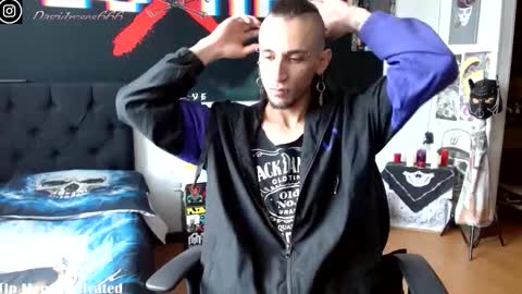 Snapshot of davidroses420 chatting on 10/05/25, 07:01 online show from 10/05/25, 07:01