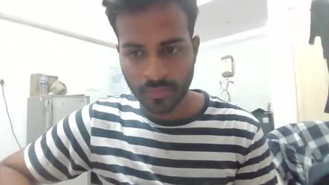 Snapshot of davidvishu975 chatting on 05/21/26, 02:35 Dude97 online show from 05/21/26, 02:35