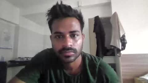 Snapshot of davidvishu975 chatting on 05/22/26, 05:03 Dude97 online show from 05/22/26, 05:03
