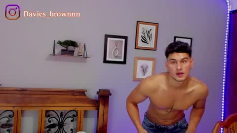 Davies brown    schedule 12pm to 5pm col time online show from 01/18/25, 12:13