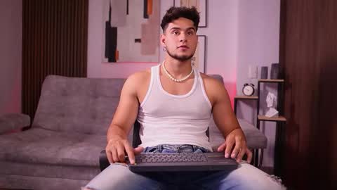 Davies brown    schedule 12pm to 5pm col time online show from 10/28/25, 08:33