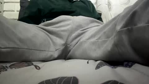 Snapshot of davils12 chatting on 12/19/24, 07:07 DAVILS online show from 12/19/24, 07:07