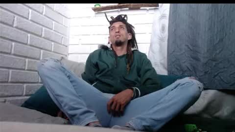 Snapshot of davils12 chatting on 03/08/25, 09:28 DAVILS online show from 03/08/25, 09:28