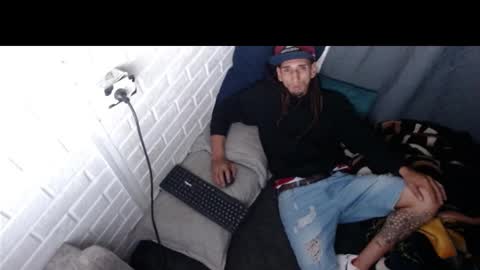 Snapshot of davils12 chatting on 10/22/25, 07:41 DAVILS online show from 10/22/25, 07:41