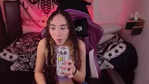 Davina online show from 11/23/25, 04:07