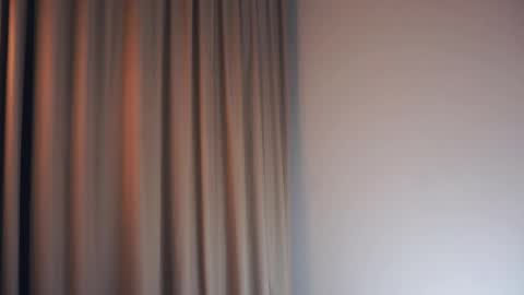 Snapshot of davinagreengo chatting on 04/22/26, 10:33 Louise online show from 04/22/26, 10:33