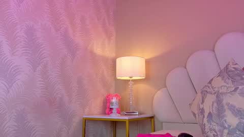 Valentina Gomez online show from 11/20/25, 11:32