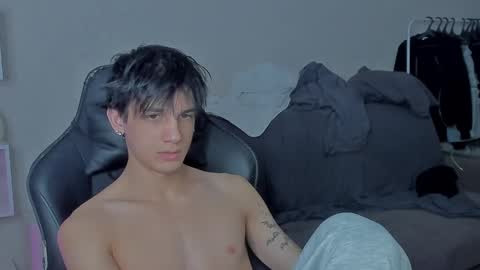 Snapshot of davisross chatting on 12/09/24, 11:56 davis online show from 12/09/24, 11:56