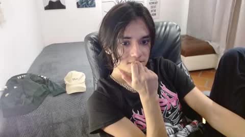 davoxer online show from 10/24/25, 03:14