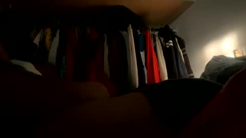 Snapshot of davzsoher chatting on 01/06/25, 11:31 davzsoher online show from 01/06/25, 11:31