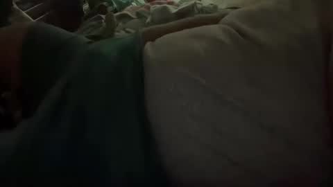 Snapshot of davzsoher chatting on 01/12/25, 10:01 davzsoher online show from 01/12/25, 10:01