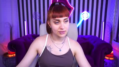 DawnGwin      Sasha online show from 06/08/26, 01:00