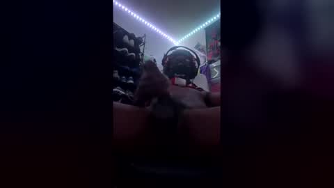 Snapshot of daxe96 chatting on 12/22/25, 01:13 big daddy daxe online show from 12/22/25, 01:13