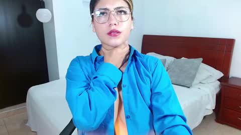 Snapshot of dayana_sub_ chatting on 02/09/25, 09:37 dayana online show from 02/09/25, 09:37
