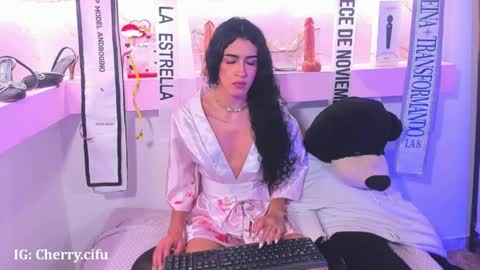 Snapshot of dayanahill2 chatting on 03/30/26, 12:22 Dayana Hill online show from 03/30/26, 12:22