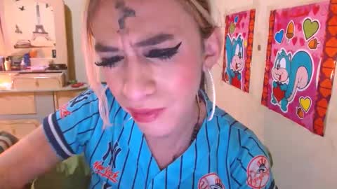 Snapshot of dayanna_01_ chatting on 02/18/26, 07:21 dayanna_01_ online show from 02/18/26, 07:21