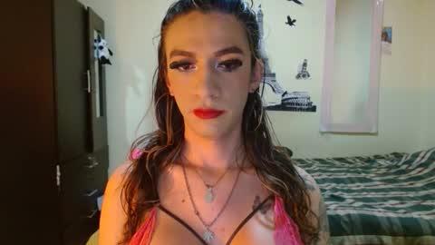 Snapshot of dayanna_01_ chatting on 04/24/26, 03:47 dayanna_01_ online show from 04/24/26, 03:47