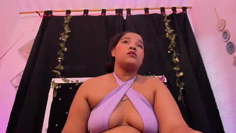 Snapshot of dayanroux chatting on 10/30/25, 12:17 dayanroux online show from 10/30/25, 12:17