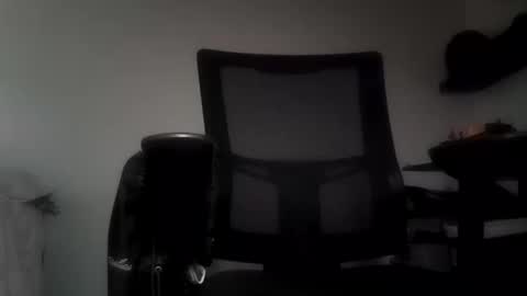 daynnight22 online show from 12/01/25, 05:40