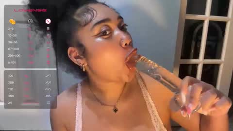 dayqueen1 online show from 09/21/25, 09:11