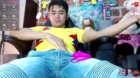 dayro_dduran online show from 06/23/26, 08:07