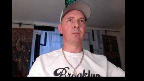 dazmorgon online show from 05/17/26, 07:54