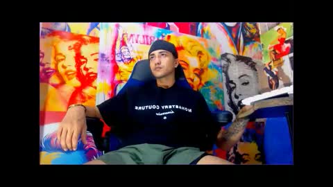 Snapshot of dazo_vnzla chatting on 12/15/25, 07:18 dazo_vnzla online show from 12/15/25, 07:18