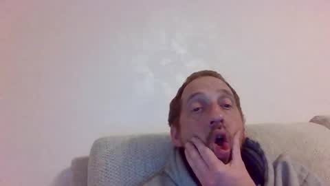 Snapshot of dazza2574 chatting on 11/12/25, 10:52 dazza2574 online show from 11/12/25, 10:52