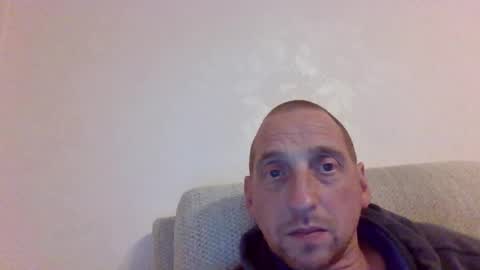 Snapshot of dazza2574 chatting on 11/19/25, 10:32 dazza2574 online show from 11/19/25, 10:32