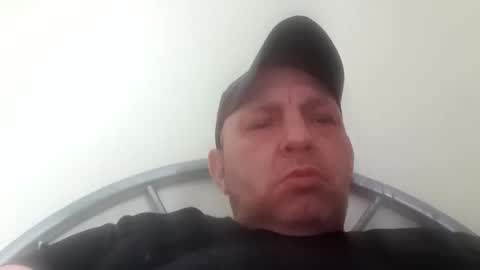 Snapshot of dazzaboxer chatting on 10/05/25, 01:20 dazzaboxer online show from 10/05/25, 01:20