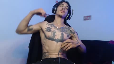 dazzayy online show from 11/25/25, 12:21